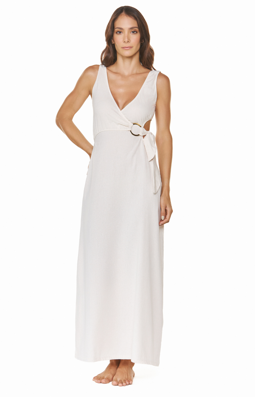 Vestido de playa largo blanco con abertura lateral en cintura y hebilla decorativa Aguadilla